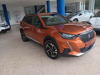 Usado Peugeot 2008 Allure 130 CV (95 kW) 2023 Naranja SUV