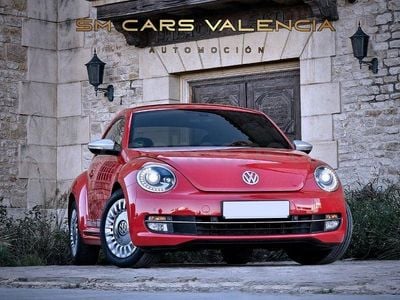 Usado VW Beetle Design 105 CV (77 kW) 2014 Rojo Utilitario