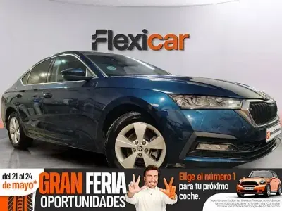 Occasion Skoda Octavia Ambition 115 PK (84 kW) 2022 Blauw Stationwagen