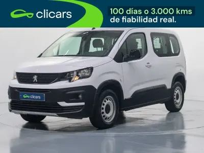 Usado Peugeot Rifter Business-Line 100 CV (73 kW) 2023 Blanco Monovolumen