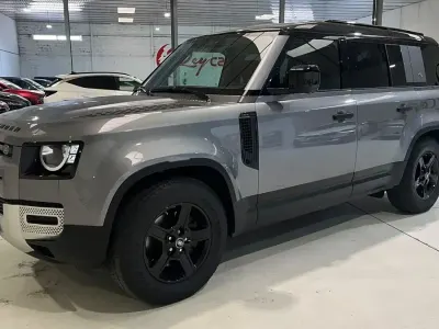 Usado Land Rover Defender SE 200 CV (147 kW) 2020 Gris SUV