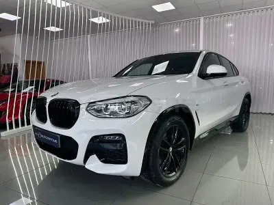 Begagnad BMW X4 M Sport 190 HK (139 kW) 2020 Vit SUV