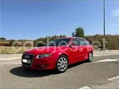 Usado Audi A4 Sport 130 CV (95 kW) 2005 Rojo Familiar