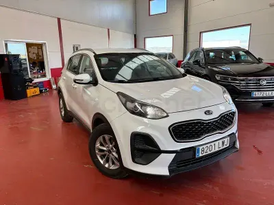 Usado Kia Sportage 115 CV (84 kW) 2022 Blanco SUV