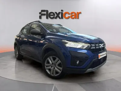 Usado Dacia Sandero Essentiel 101 CV (74 kW) 2023 Azul Berlina