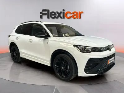 Usado VW Tiguan R-line 150 CV (110 kW) 2024 Blanco SUV