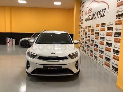 Usado Kia Stonic 100 CV (73 kW) 2018 Blanco SUV