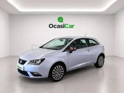 Usado Seat Ibiza SC CONNECT 95 CV (69 kW) 2015 Gris / plata Utilitario