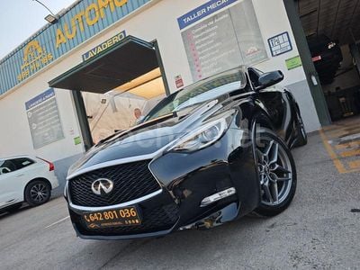 Infiniti Q30