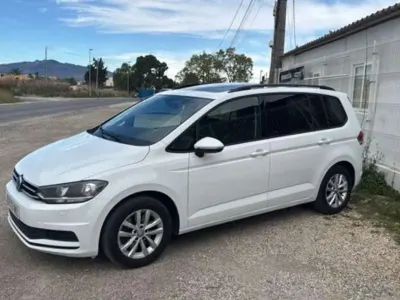 Usado VW Touran Edition 110 CV (80 kW) 2016 Blanco Monovolumen
