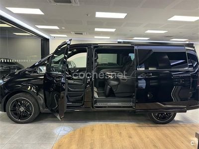 Usado Mercedes V300 Exclusive 239 CV (175 kW) 2025 Negro Monovolumen