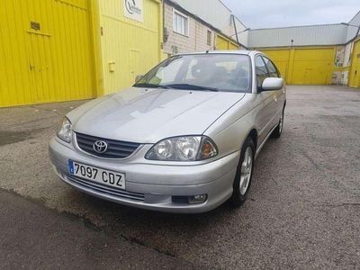 Gris Usado 2003 Toyota Avensis Berlina | 4500 €