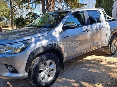 Begagnad Toyota HiLux 150 HK (110 kW) 2016 Grå Pickup
