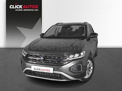 Usado VW T-Roc Life 110 CV (80 kW) 2023 Gris / plata SUV