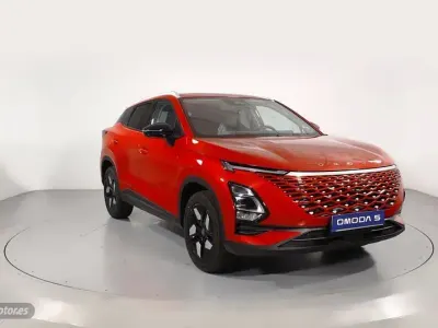 Usado Omoda 5 147 CV (108 kW) 2025 Rojo SUV
