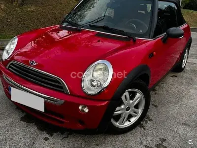 Usado Mini One Cabriolet 90 CV (66 kW) 2006 Rojo Descapotable