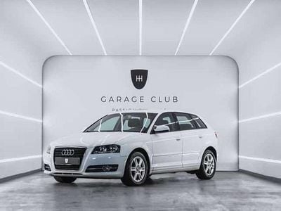 Blanco Usado 2012 Audi A3 Sportback Attraction Utilitario | 8999 € (Precio justo)