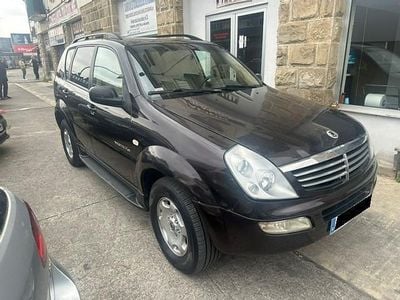 Usado SsangYong Rexton 165 CV (121 kW) 2006 Gris SUV