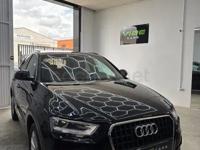 Käytetty Audi Q3 Ambiente 177 HP (130 kW) 2011 Musta Katumaasturi