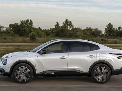 Blanco Nuevo 2025 Citroën C4 X Business Class SUV | 25.677 €