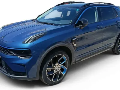 Usado Lynk & Co 01 261 CV (191 kW) 2023 Azul SUV