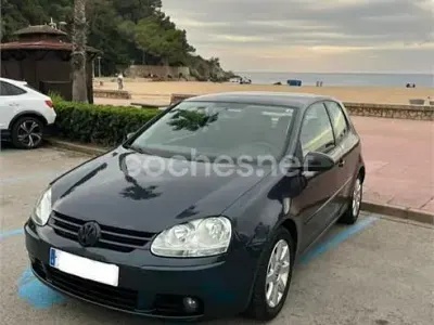 Usado VW Golf V Sportline 140 CV (102 kW) 2007 Azul Berlina