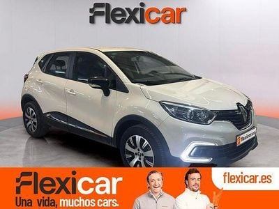 Usado Renault Captur Life 90 HP (66 kW) 2019 Bege SUV