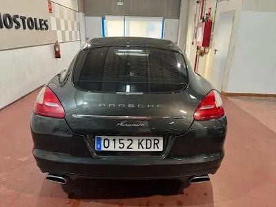 Begagnad Porsche Panamera Platinum Edition 250 HK (183 kW) 2012 Svart Sedan