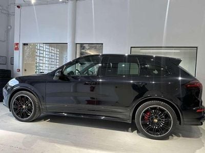 Usado Porsche Cayenne GTS 441 CV (324 kW) 2016 Negro SUV