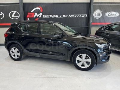Usado Volvo XC40 Core 129 CV (94 kW) 2022 Negro SUV