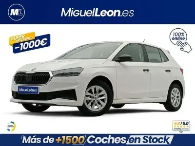 Usado Skoda Fabia Essence 95 CV (69 kW) 2025 Blanco Utilitario