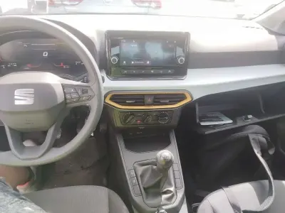 Usado Seat Ibiza Reference 80 CV (58 kW) 2023 Blanco Utilitario