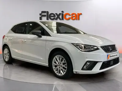 Usado Seat Ibiza 116 HP (85 kW) 2024 Branco Citadino