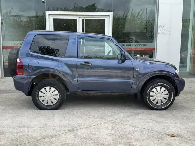 Usado Mitsubishi Montero 115 CV (84 kW) 2006 Azul SUV