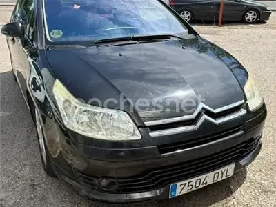 Usado Citroën C4 VTR Sport 110 CV (80 kW) 2006 Negro Berlina