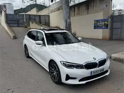Usado BMW 330e 292 CV (214 kW) 2021 Blanco Familiar