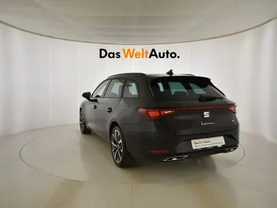 Usado Seat Leon FR 150 CV (110 kW) 2025 Negro