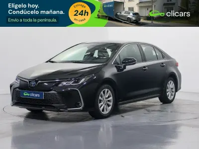 Używany Toyota Corolla Eco 140 KM (102 kW) 2025 Czarny Sedan/Limuzyna