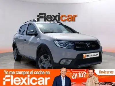 Usado Dacia Sandero Comfort 90 CV (66 kW) 2020 Blanco Berlina