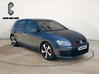 Usado VW Golf VII GTI 230 CV (169 kW) 2014 Gris Utilitario