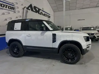 Usado Land Rover Defender SE 249 CV (183 kW) 2022 Blanco SUV