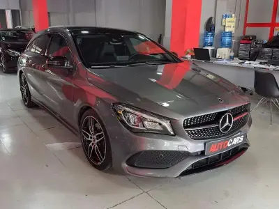Käytetty Mercedes CLA220 Shooting Brake 170 HP (125 kW) 2018 Harmaa Farmari
