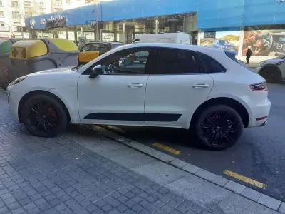 Używany Porsche Macan S 258 KM (189 kW) 2015 Biały SUV