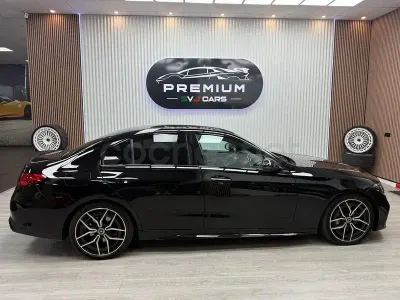 Usado Mercedes C300 245 CV (180 kW) 2021 Negro Berlina