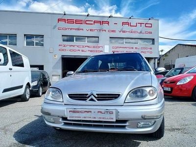 Käytetty Citroën Saxo 58 HP (42 kW) 1999 Harmaa Viistoperä