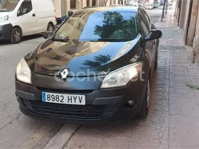 Usado Renault Mégane III 110 CV (80 kW) 2010 Negro Berlina