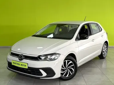 Usado VW Polo Life 95 CV (69 kW) 2023 Beige Utilitario
