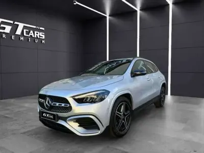 Usado Mercedes GLA250 AMG 218 CV (160 kW) 2023 Plateado SUV