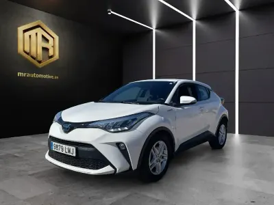 Usado Toyota C-HR Active 122 CV (89 kW) 2021 Blanco SUV