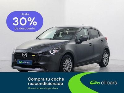 Usado Mazda 2 Exclusive-Line 90 CV (66 kW) 2023 Gris / plata Utilitario